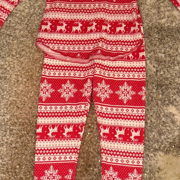 Old navy Red and White Patterned pajama set size s - Picture 7 of 16